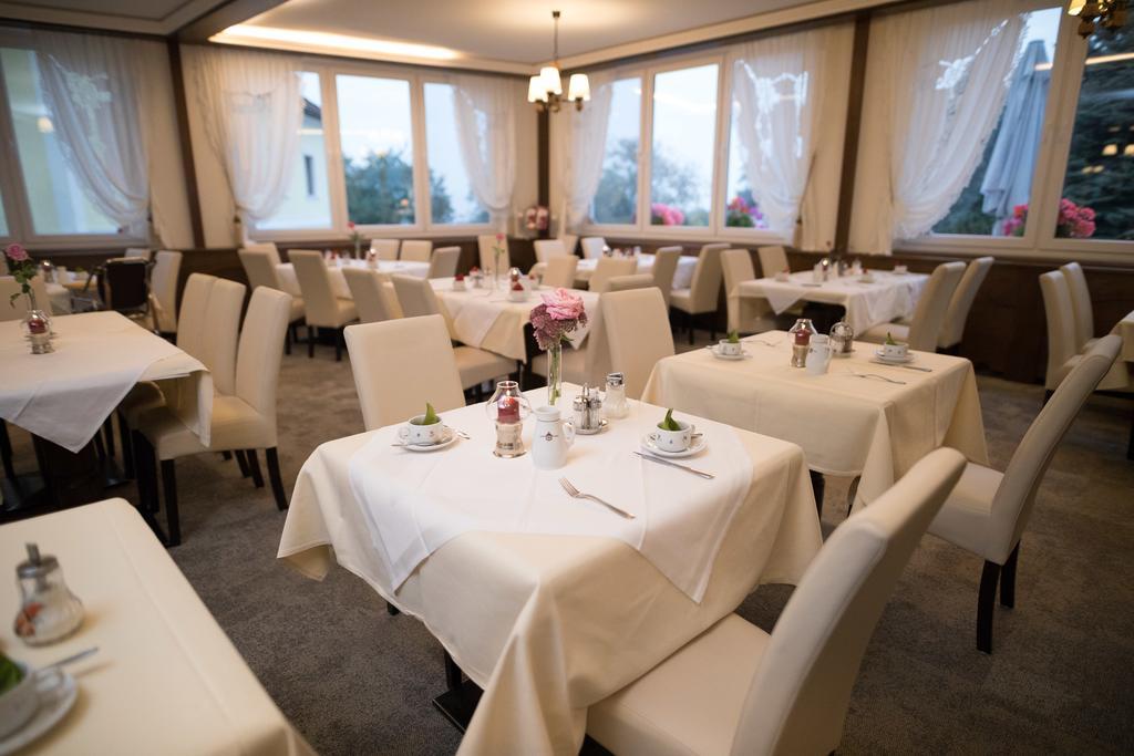 Schlossgasthof Artstetten 외부 사진